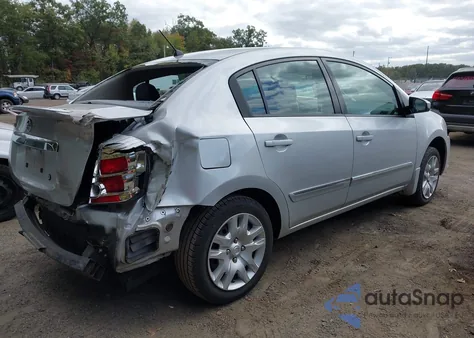 2011 Nissan Sentra 2.0S z USA, uszkodzony, nr VIN 3N1AB6AP0BL661923